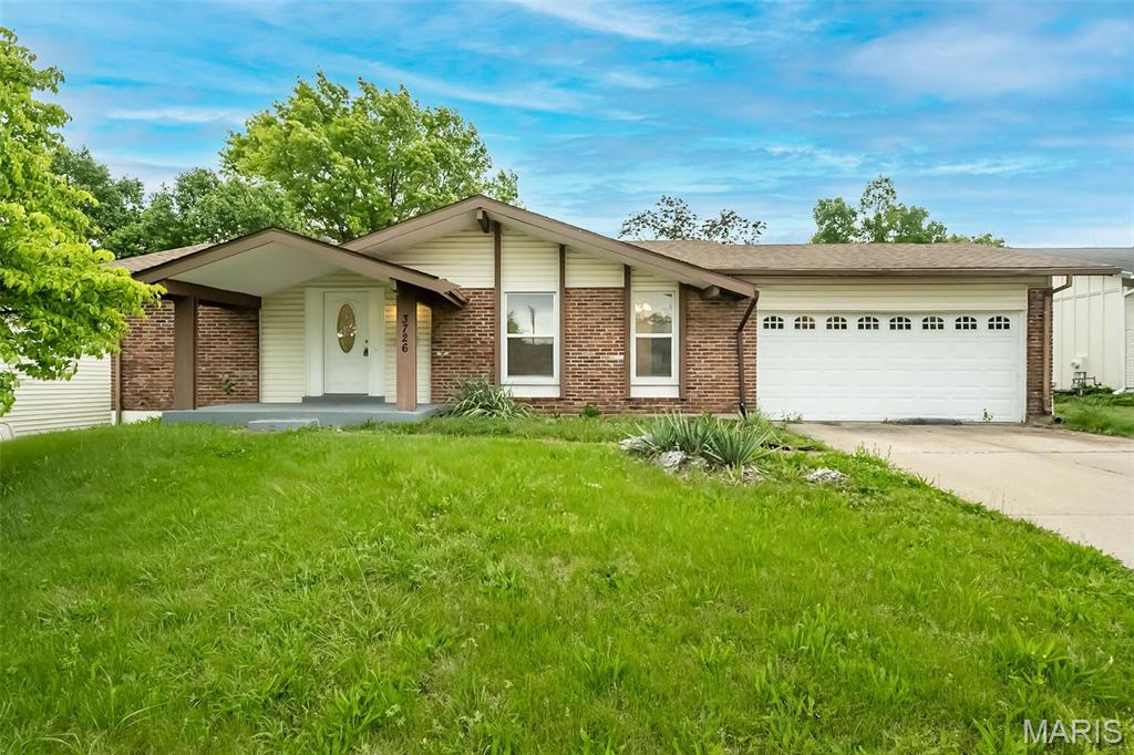 Mayer Wedgwood Green Pheasant Run - Residential