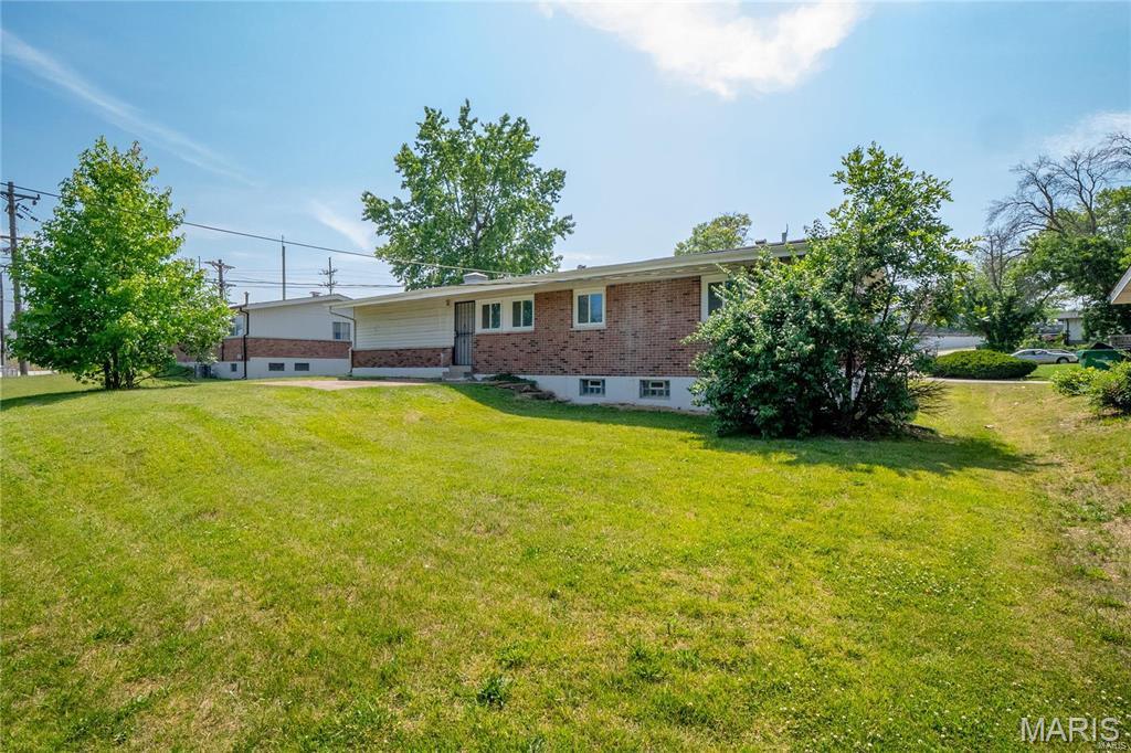 Hathaway Manor 17 - Residential