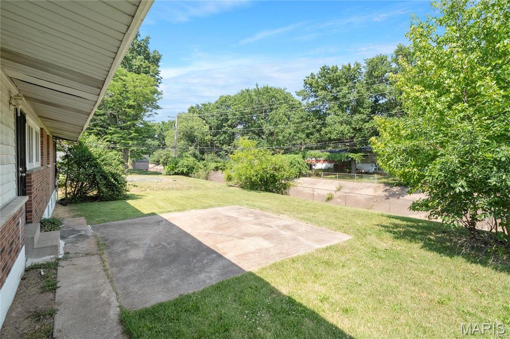 Hathaway Manor 17 - Residential