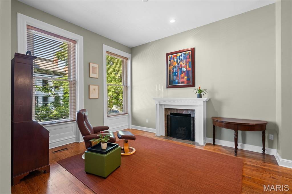 Lafayette Square - Residential