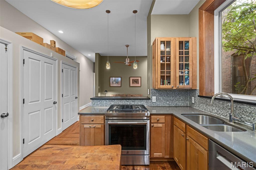 Lafayette Square - Residential