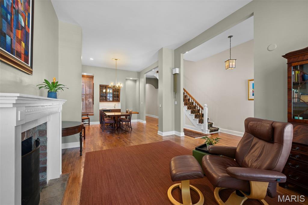 Lafayette Square - Residential