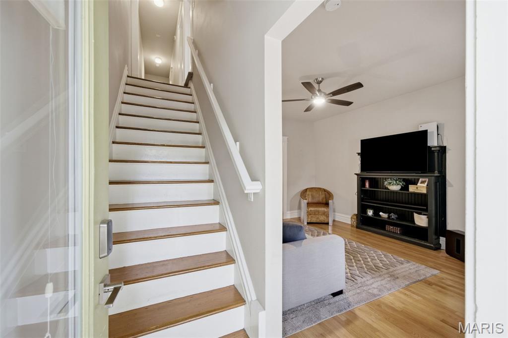 UIC McRee 5 - Residential