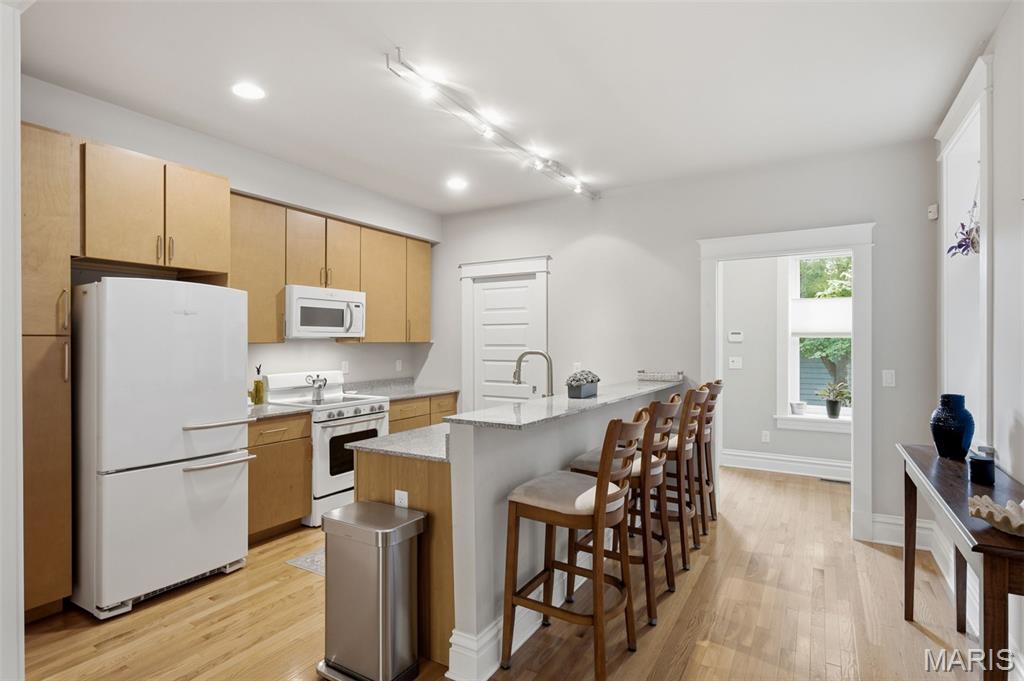 UIC McRee 5 - Residential