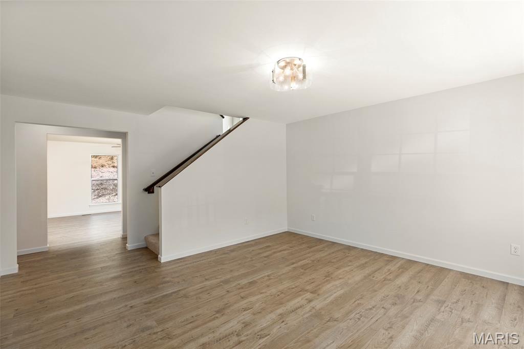 Louiselle 5 - Residential