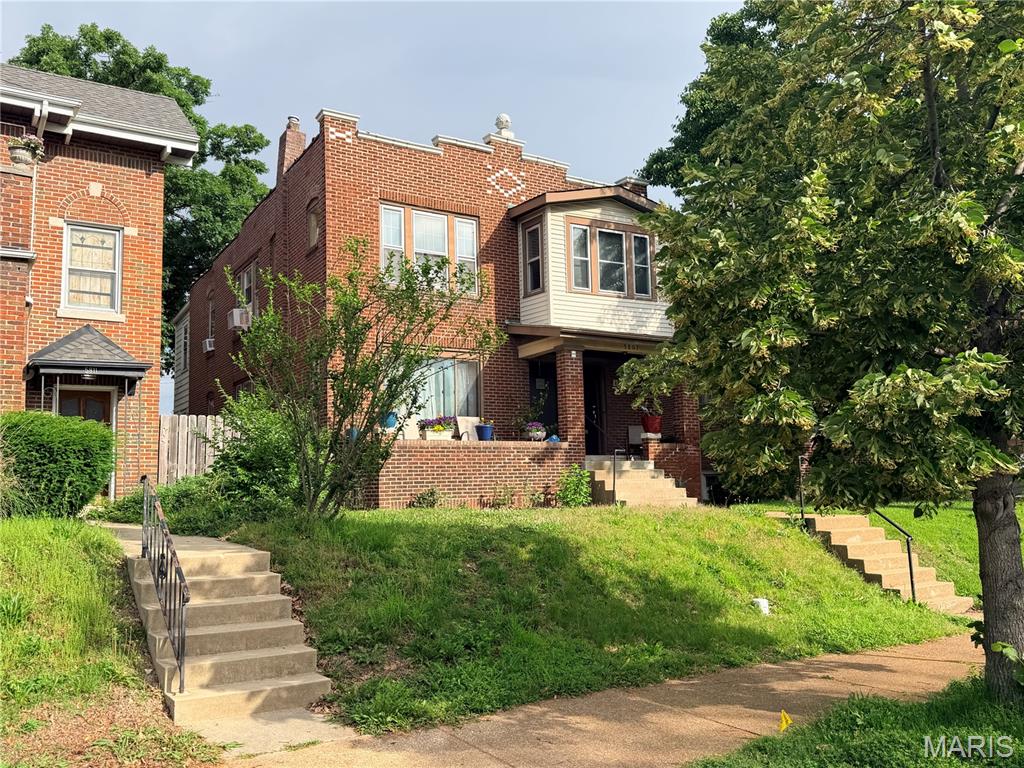 Great investment opportunity in desirable Princeton Heights! This spacious 2-family flat is located on a quiet section of Kingshighway and features large apartments with hardwood floors, updated kitchens, and charming stained glass details. Each unit offers 2+ bedrooms with a flexible master bedroom/sunroom layout. Detached 3-car garage provides excellent parking and storage space. Ideal for investors or owner-occupants seeking rental income potential. Close to several great restaurants..  

Property is being sold AS IS; seller to provide no inspections or repairs.