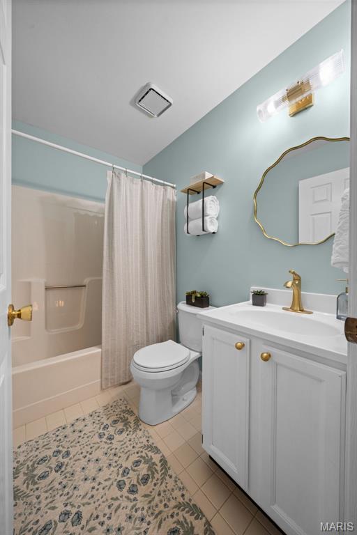 Clarkson Grove Condo Ninth - Residential