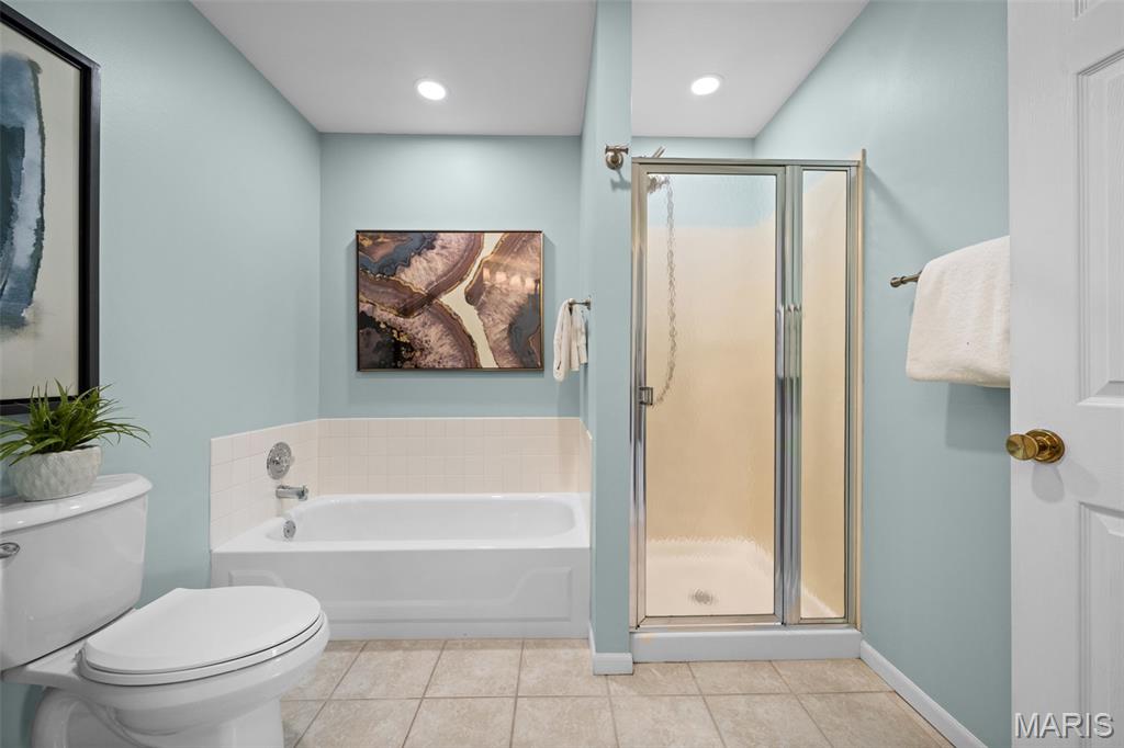 Clarkson Grove Condo Ninth - Residential