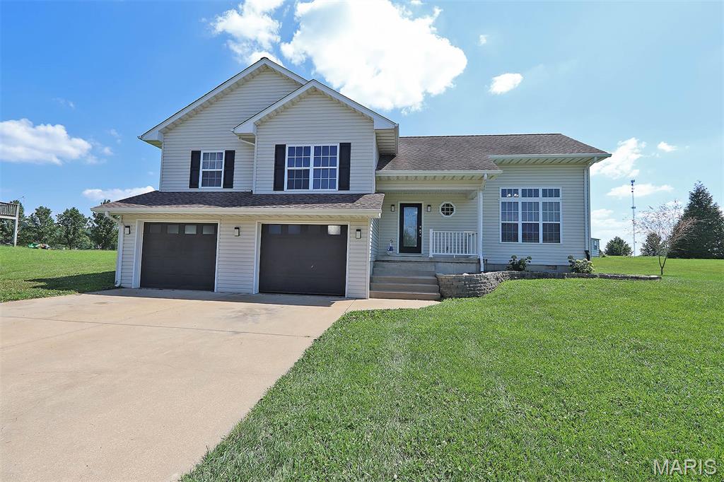 Presenting an exceptional opportunity at 109 Sunset Court, Farmington MO, a single-family residence constructed in 2007. This property has been meticulously maintained, offering a refined living experience. The residence encompasses four well-appointed bedrooms, providing ample private accommodations. Complementing these are three bathrooms, thoughtfully integrated to serve both residents and guests with convenience and sophistication. This property represents an unparalleled opportunity for sophisticated living. We invite you to schedule a private viewing to fully appreciate its unique appeal.