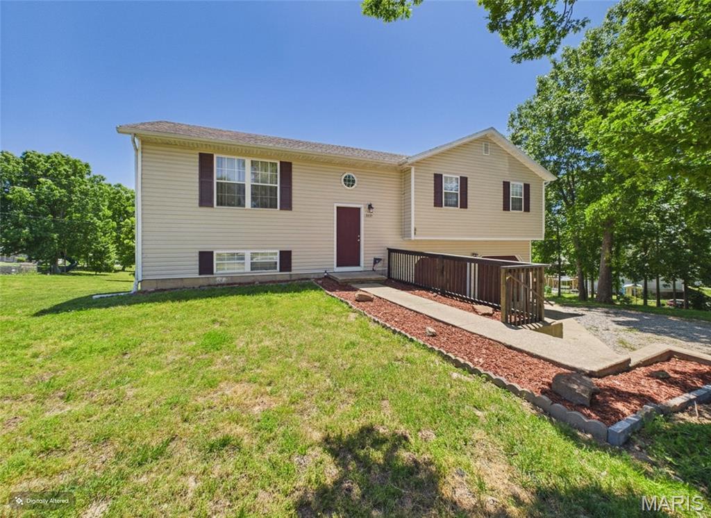 PRICE IMPROVEMENT! 

Welcome home to this spacious and move-in ready 4 bedroom, 3 bathroom split-level located in St. Robert! Offering over 2,500 square feet of living space, this home features an open-concept layout with updated flooring, multiple living areas, and generously sized bedrooms.

The kitchen flows seamlessly into the dining and living spaces, making it perfect for everyday living and entertaining. Downstairs offers additional living space ideal for a family room, game room, home office, or guest retreat.

Step outside to enjoy the large deck overlooking the spacious backyard, with plenty of room to relax or entertain. Conveniently located near Fort Leonard Wood, shopping, dining, and schools, this home combines space, comfort, and convenience all in one!