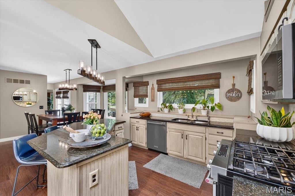 Cherry Hills/ Arlington Terrace - Residential