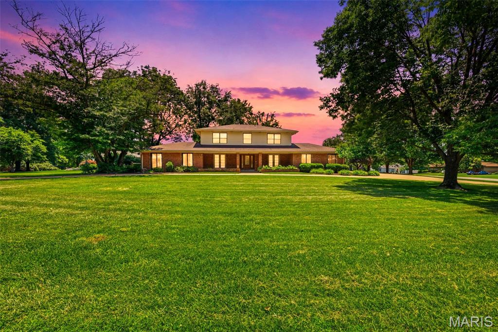 Ladue Trails Sec Of The Village Of - Residential