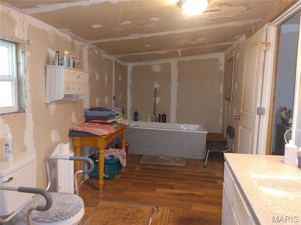 Murdock Crumb Sub - Residential