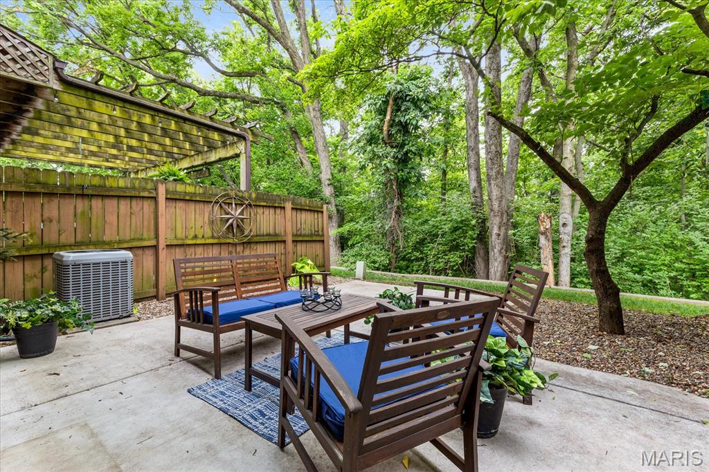 ? LOCATION. PRIVACY. SPACE. ? -

We are spotlighting the standout features that make this St. Charles townhouse a must-see!

 Tucked away in the highly sought-after Heritage neighborhood of Heritage Patio Homes this home offers the ultimate blend of space and convenience.

Why you’ll love it:
?? The Patio: A fabulous, private outdoor oasis backing up to peaceful, wooded views.
??? The Space: Over 1,700 sq. ft. of Modern Living Space featuring 3 SPACIOUS bedrooms and 4 bathrooms!
?? The Basement: A finished lower level ready for your home office, gym, or ultimate hangout spot.
?? The Garage: A rare townhouse bonus! A 2-car garage located at the end of the building for parking and extra storage.

This beautifully maintained property balances total indoor comfort with an easy connection to nature. Swipe through the photos and set up a private tour on ShowingTime today! ??