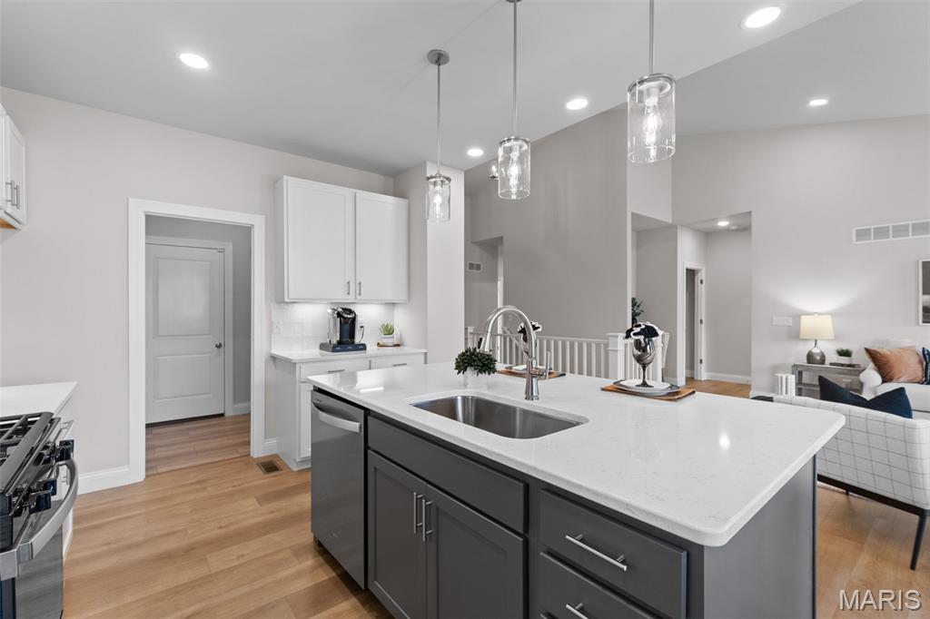 The Summit At Park Hills - Residential