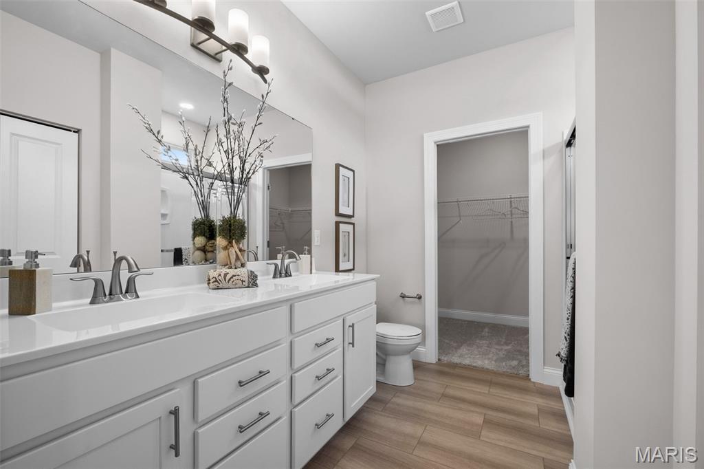 The Summit At Park Hills - Residential
