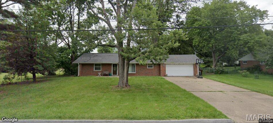 Calling all Investors! Massive lot! Solid bones! This could be your next project! Please be prepared, the roof leaked and the Property has had significant moisture damage. Showings to begin Friday 6/26.