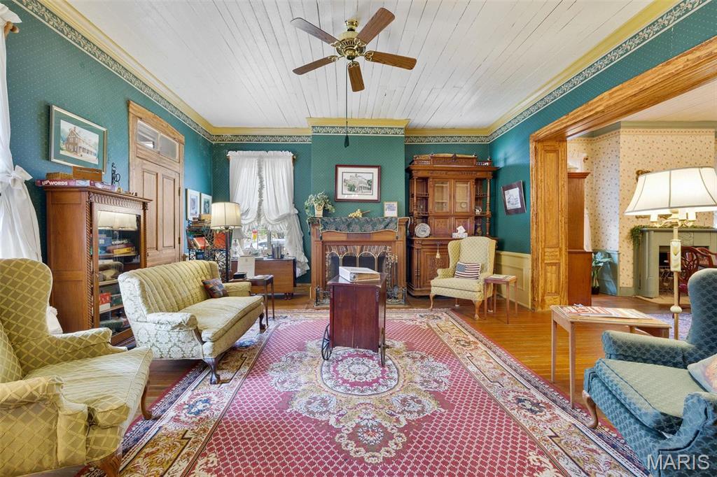 Downtown - Commercial Sale