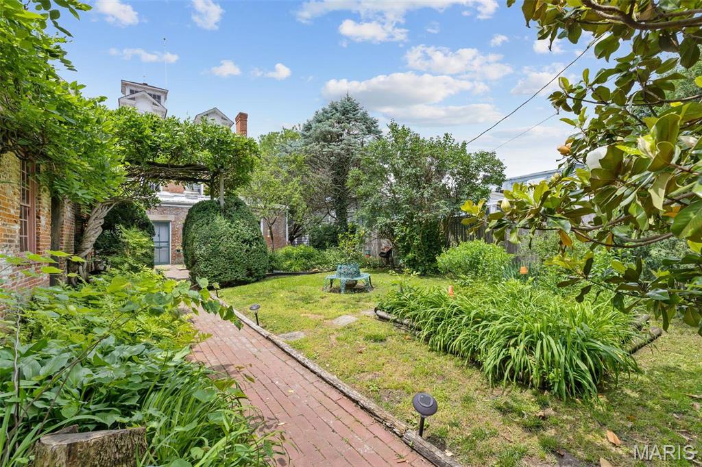 Downtown - Commercial Sale