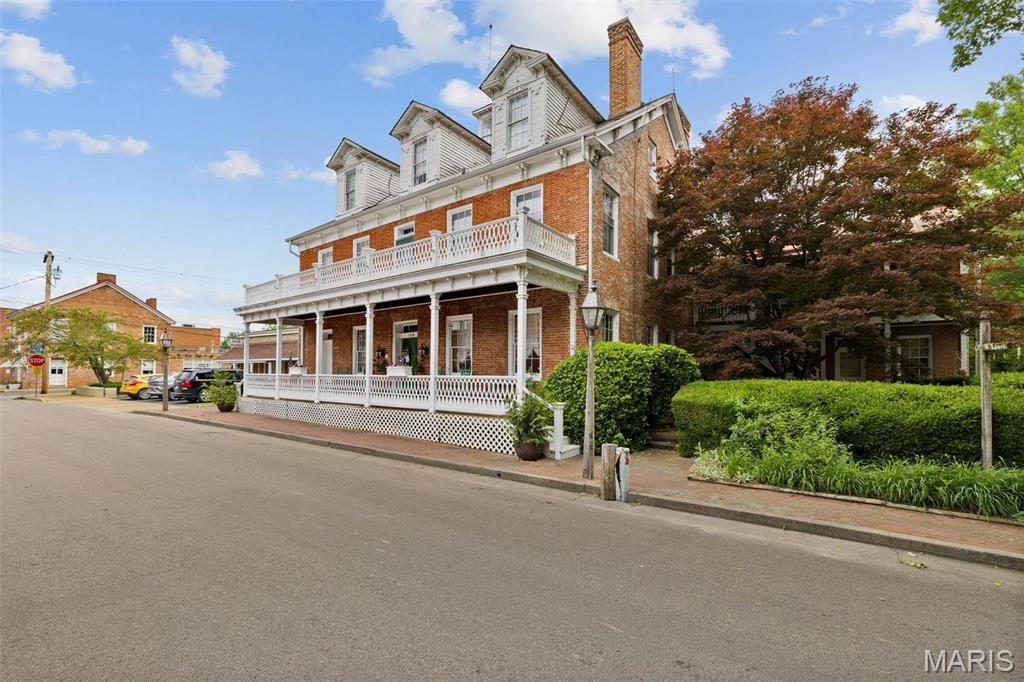 Downtown - Commercial Sale