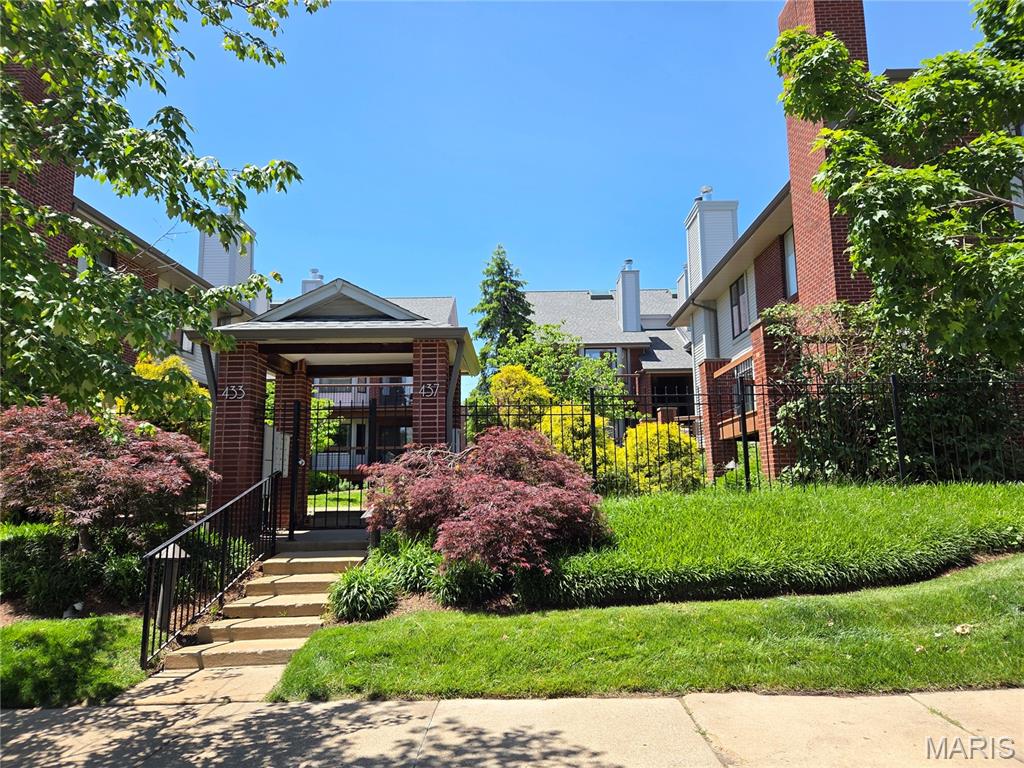 Warwick Condos - Residential Lease