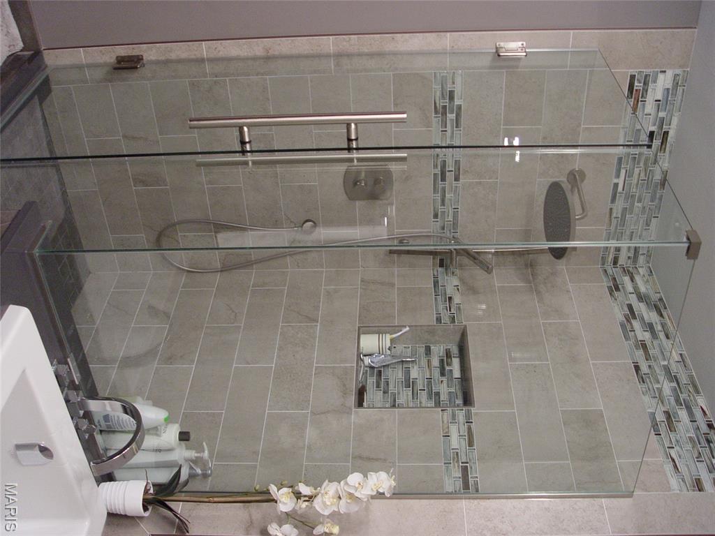 Warwick Condos - Residential Lease