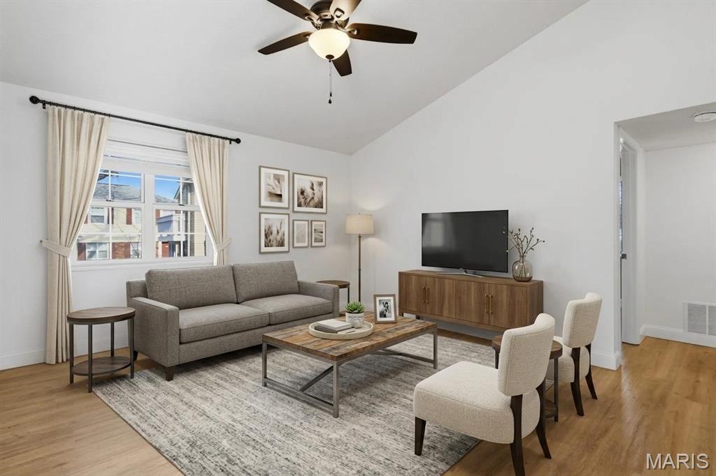 Brentwood Forest Condo Ph Six - Residential