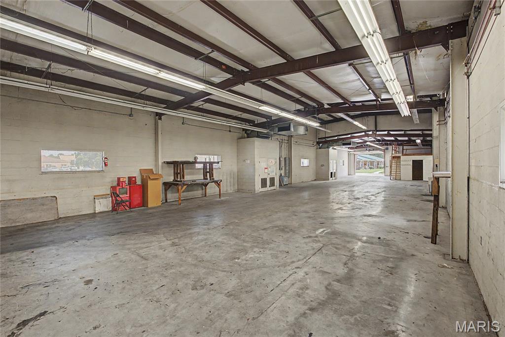 Trotters Add - Commercial Sale