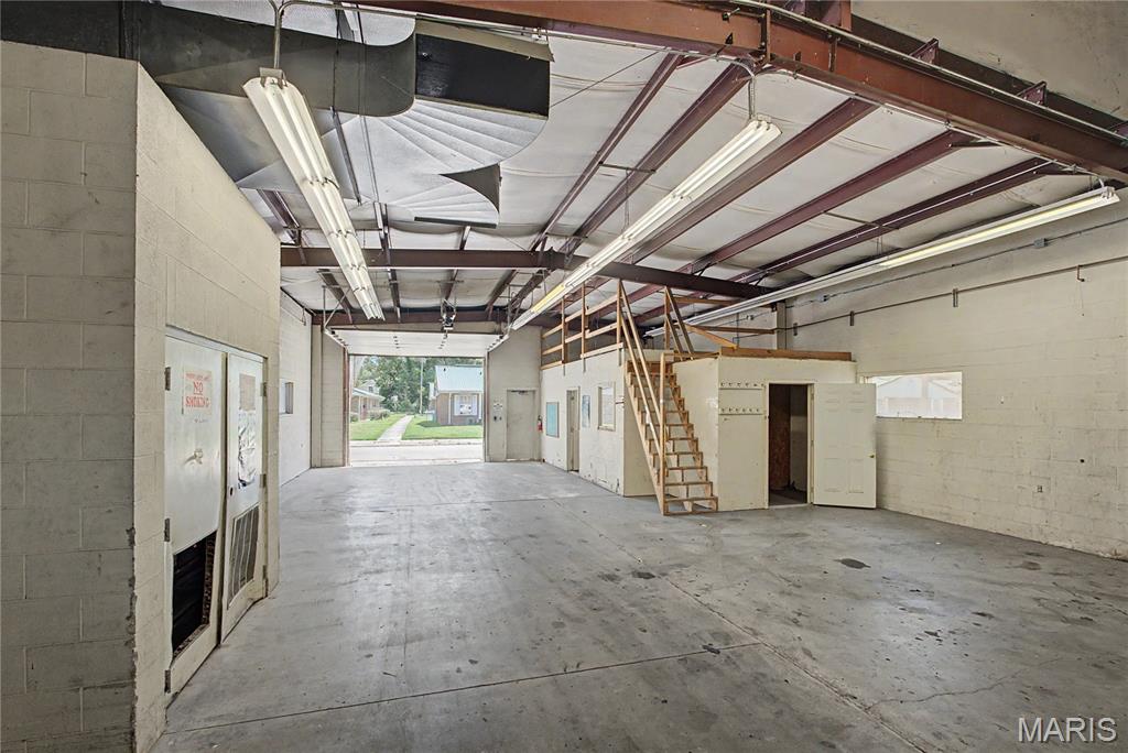 Trotters Add - Commercial Sale