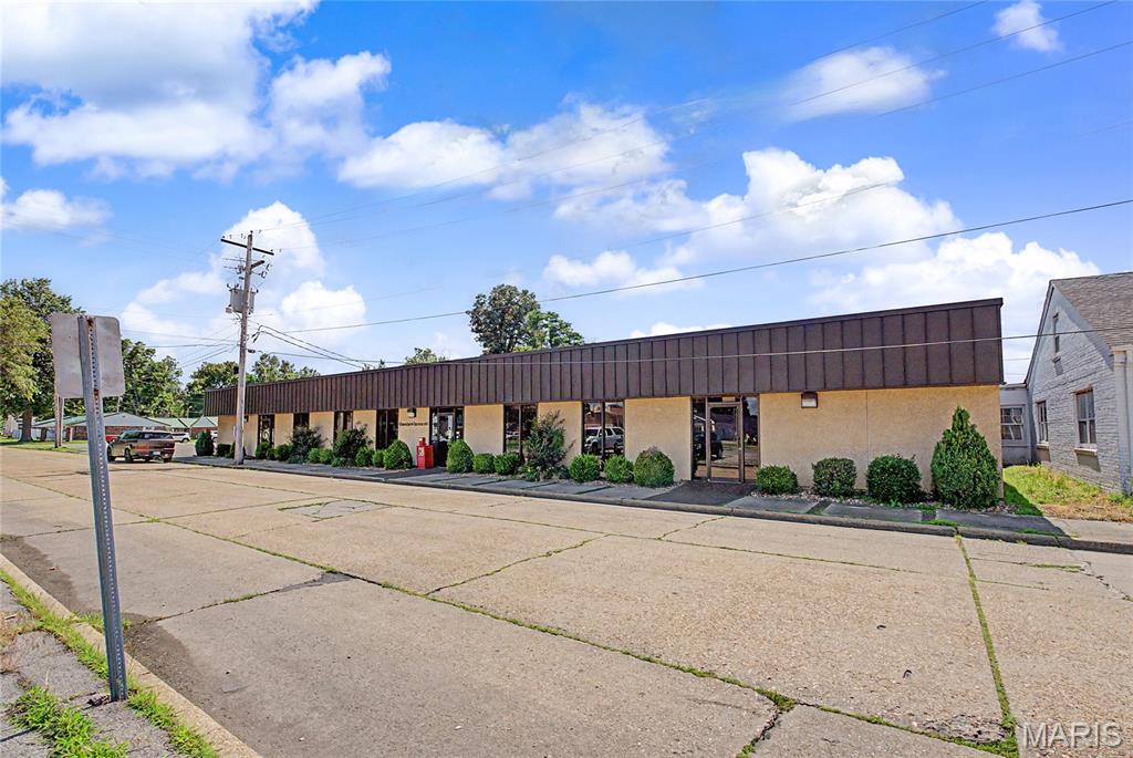 Trotters Add - Commercial Sale