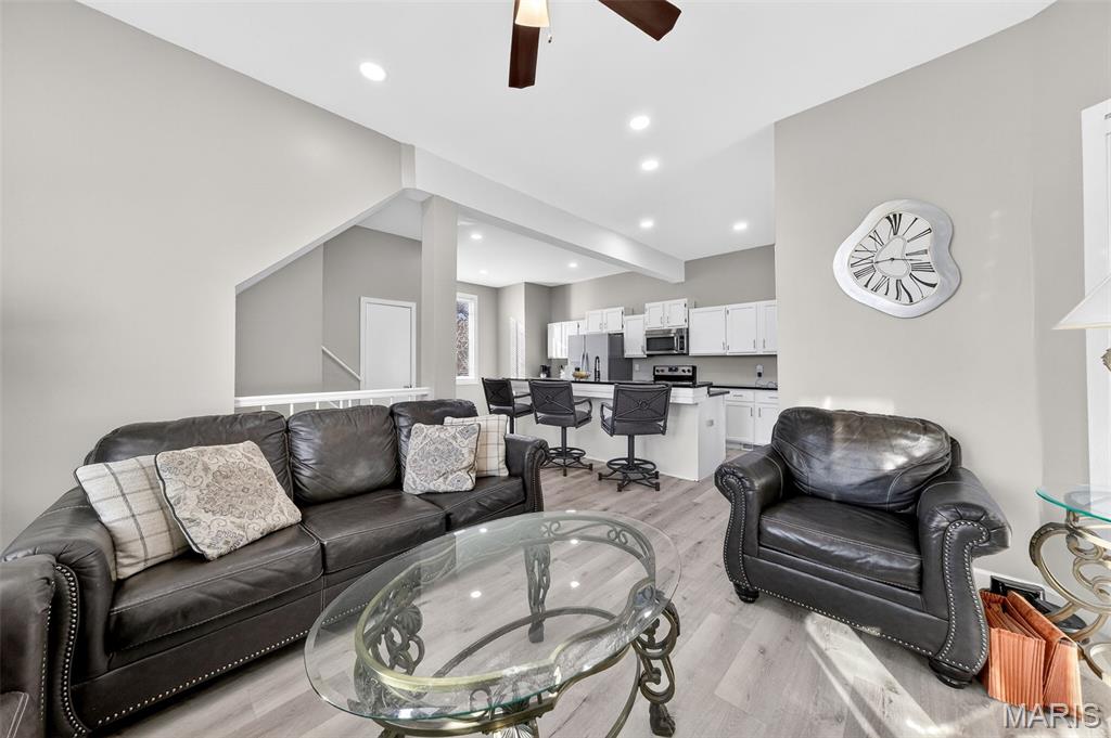 COLUMBUS SQUARE - Residential