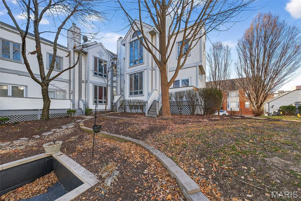 COLUMBUS SQUARE - Residential