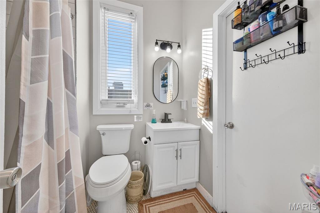 COLUMBUS SQUARE - Residential