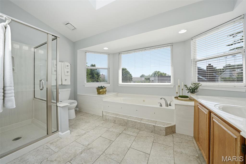 Estates At Lake Chesterfield The - Residential