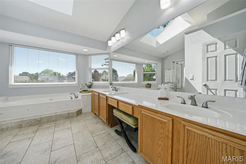 Estates At Lake Chesterfield The - Residential