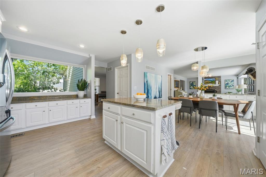 Estates At Lake Chesterfield The - Residential