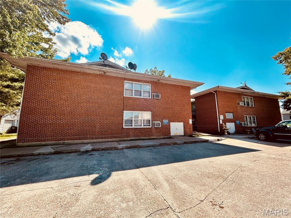 Thomas Apartments - Residential Income