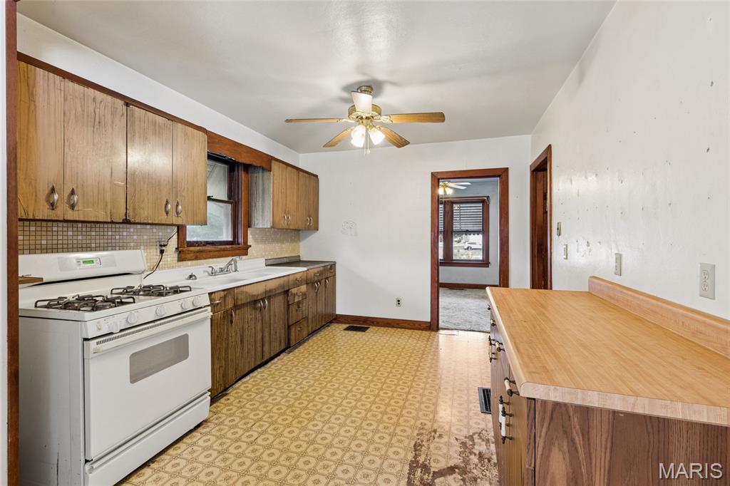 Laura Lin - Residential