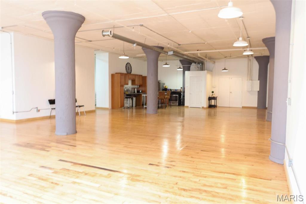 King Bee Lofts - Residential Lease