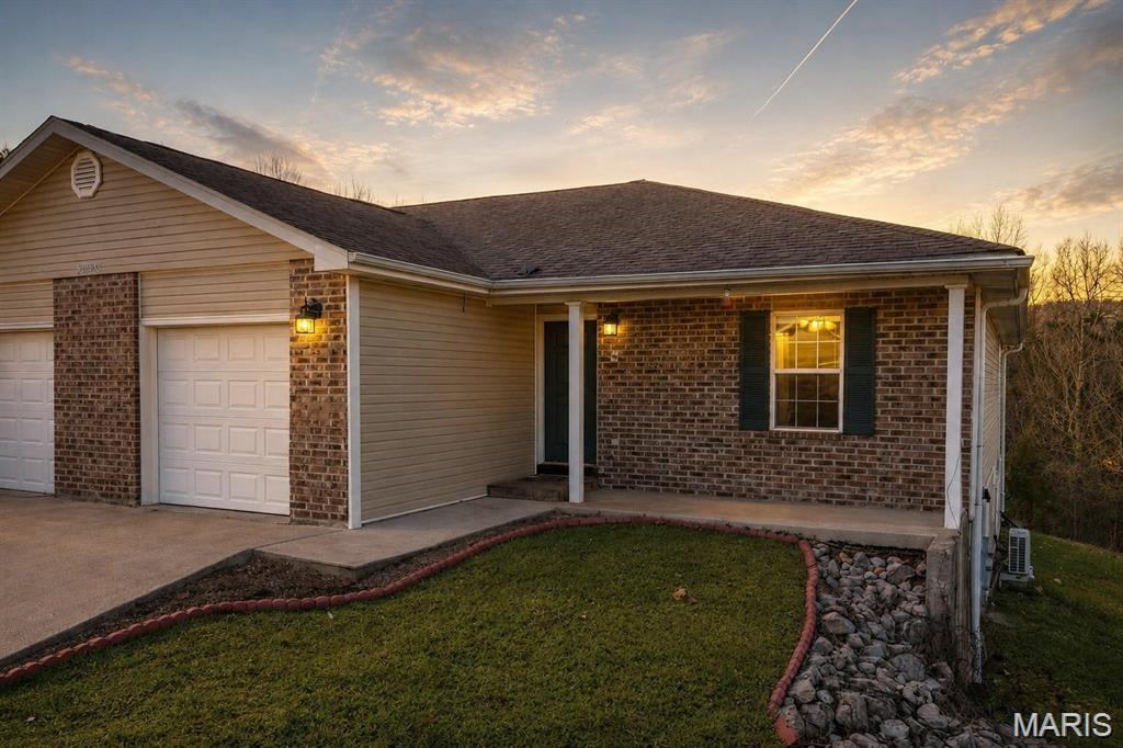 Hunters Rdg 02 - Residential
