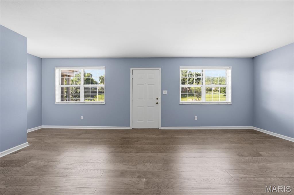 Brentwood Forest Condo Ph Seven - Residential