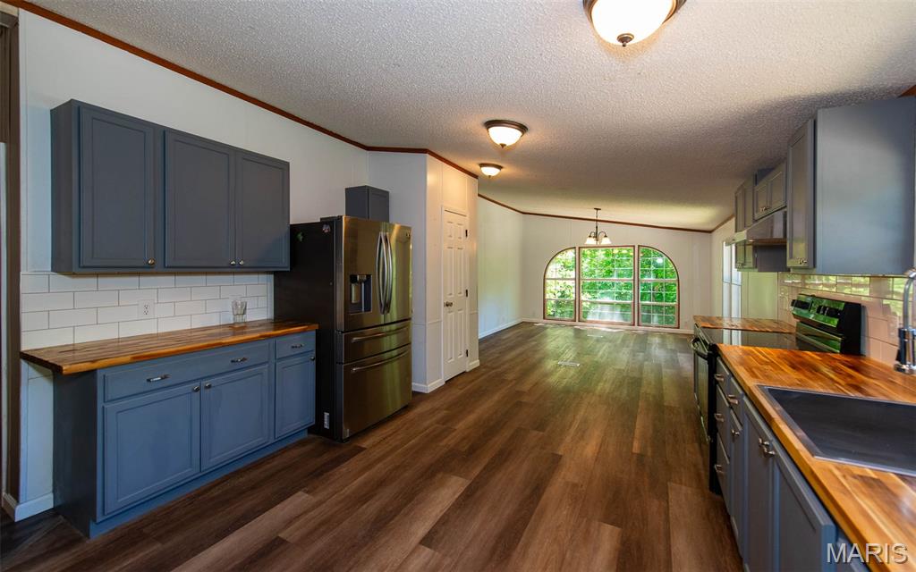 Alvarado Estates - Residential