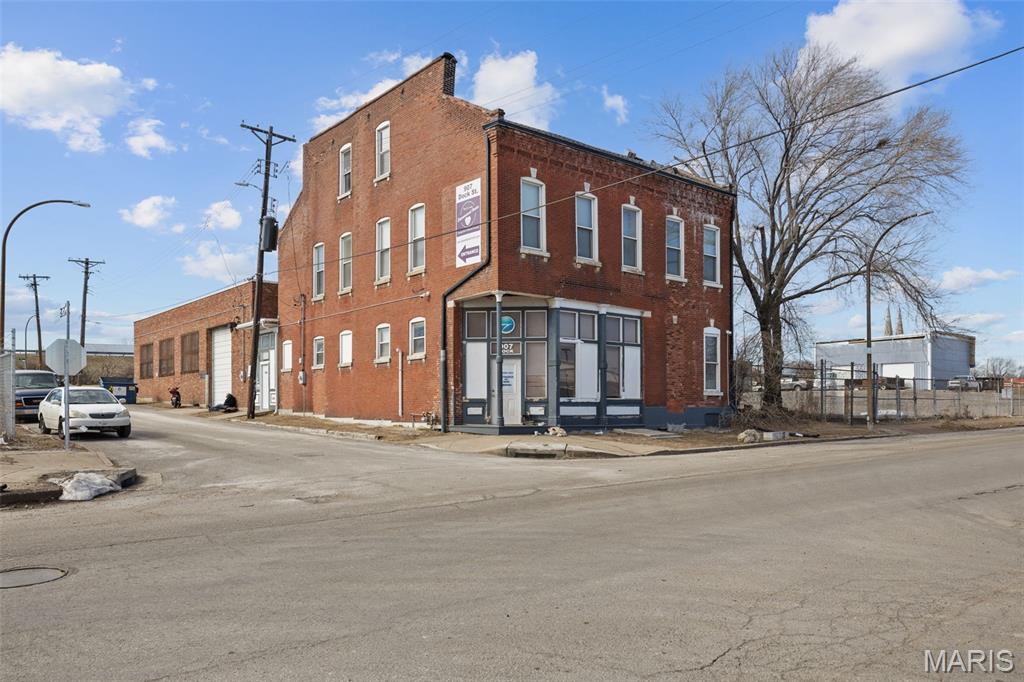 Prime investment opportunity! This J-Zoned property offers versatility and strong potential with a tenant already in place providing immediate income. The property includes a warehouse space available for use, ideal for storage, distribution, light industrial operations, or expansion.

An added bonus is the open land located behind the building, offering additional possibilities for parking, storage, future development, or business growth. Whether you're looking to expand your portfolio or secure a flexible commercial asset, this property checks the boxes for location, usability, and upside potential.