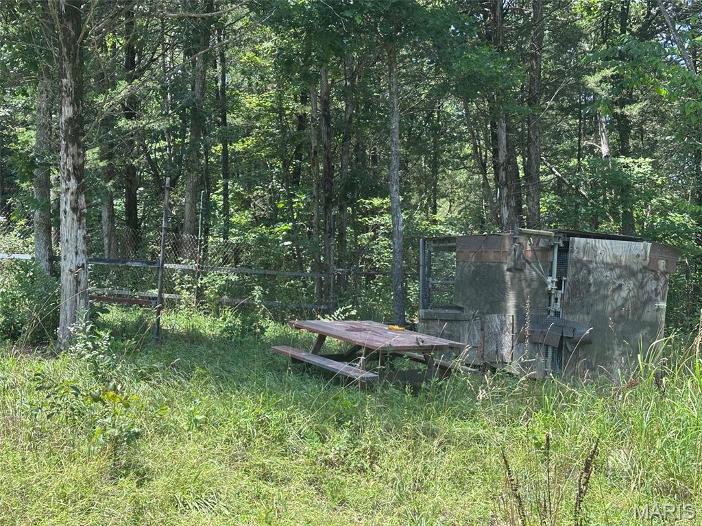 Brook Hollow - Land