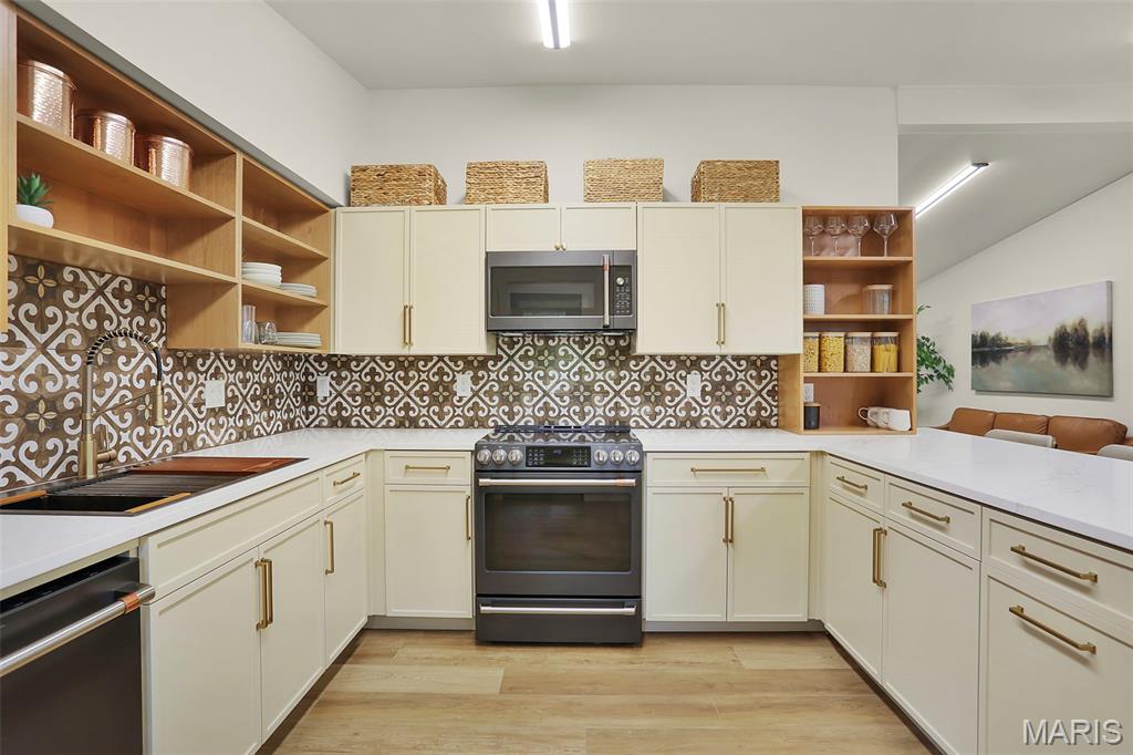 Ridgewood 3 - Residential