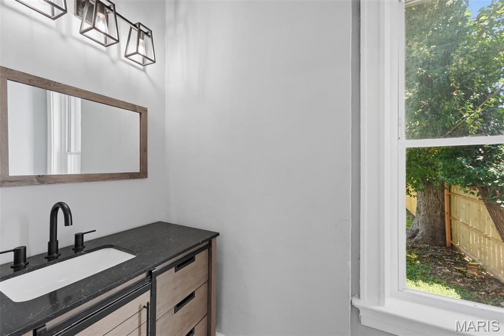Raymond Place Add - Residential
