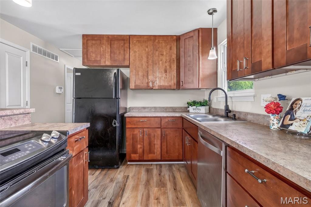 Lorraine Davis Estates - Residential