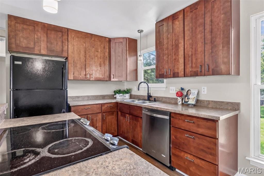Lorraine Davis Estates - Residential