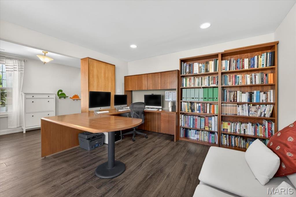 Central Park Townes Amd - Residential