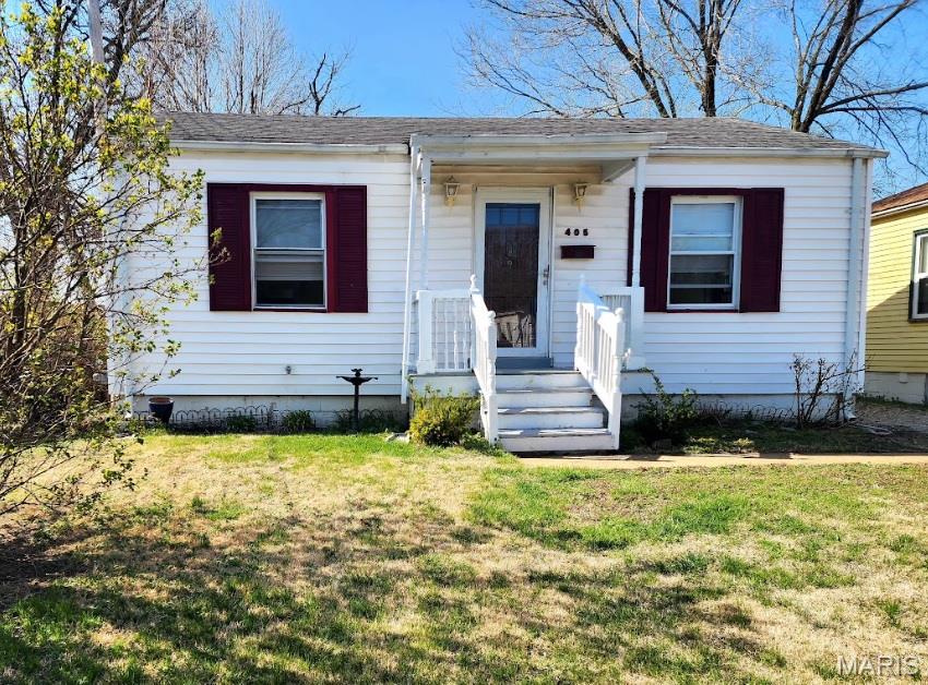 In the heart of St. Charles, this home is a practical and affordable opportunity for homeownership or investment. This 2-bedroom, 1-bath ranch-style home offers 660 square feet of efficient living space, making it an ideal option for first-time buyers, downsizers, or those looking to add to their rental portfolio.

Built in 1948, this home features a functional layout with four main rooms and a full basement offering additional storage or future potential. The property sits on a manageable lot of approximately 4,600 square feet, providing just enough outdoor space to enjoy without the burden of extensive upkeep.  The fenced yard adds usability for pets, outdoor gatherings, or simple privacy.

Located in an established neighborhood near Old Town St. Charles, you’ll appreciate the proximity to local shops, restaurants, parks, and major roadways, making commuting and daily errands easy and accessible. Nearby schools and community amenities further add to the appeal of this location.

 This property is being sold As-Is at a great price. Recent Cap Ex improvements including sewer, foundation, and water heater.